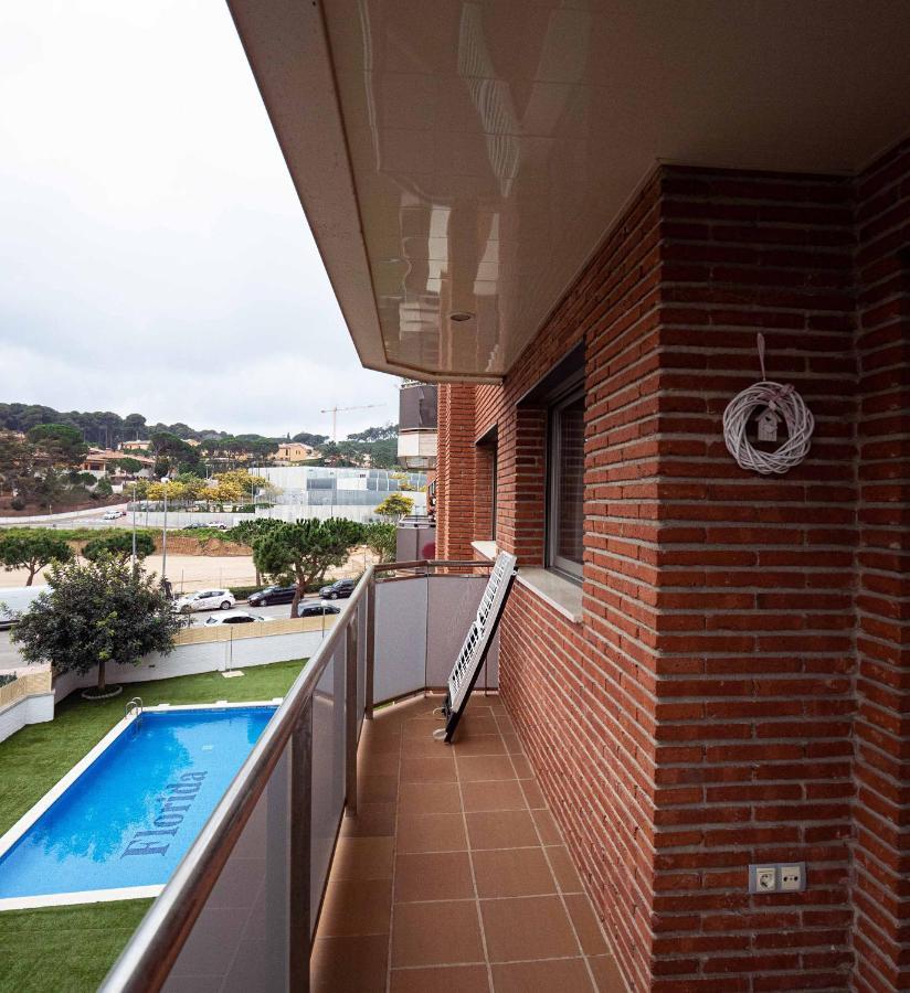 Two Bedroom Stylish Studio, 5 Minutes Walk From The Beach Lloret de Mar Exterior photo